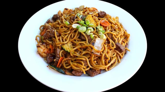 #10 Manny Noodles.